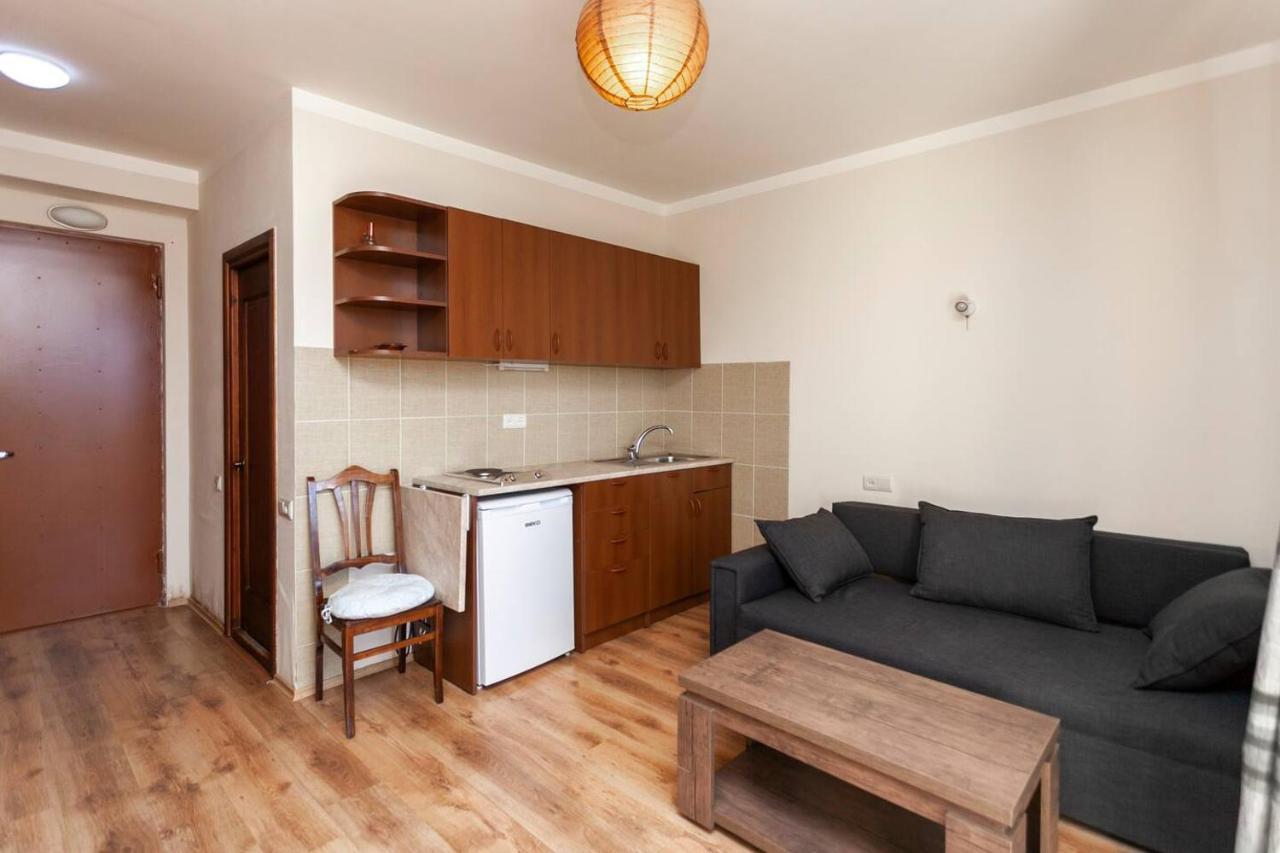גודאורי Wehost Cozy And Comfortable Studio מראה חיצוני תמונה